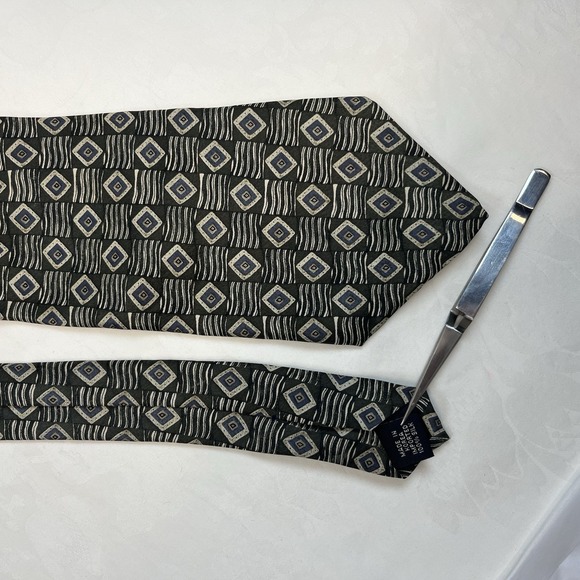 Daniel Hechter Men's Patterned Silk Vintage  Neck Tie 57"‎ - Picture 3 of 5